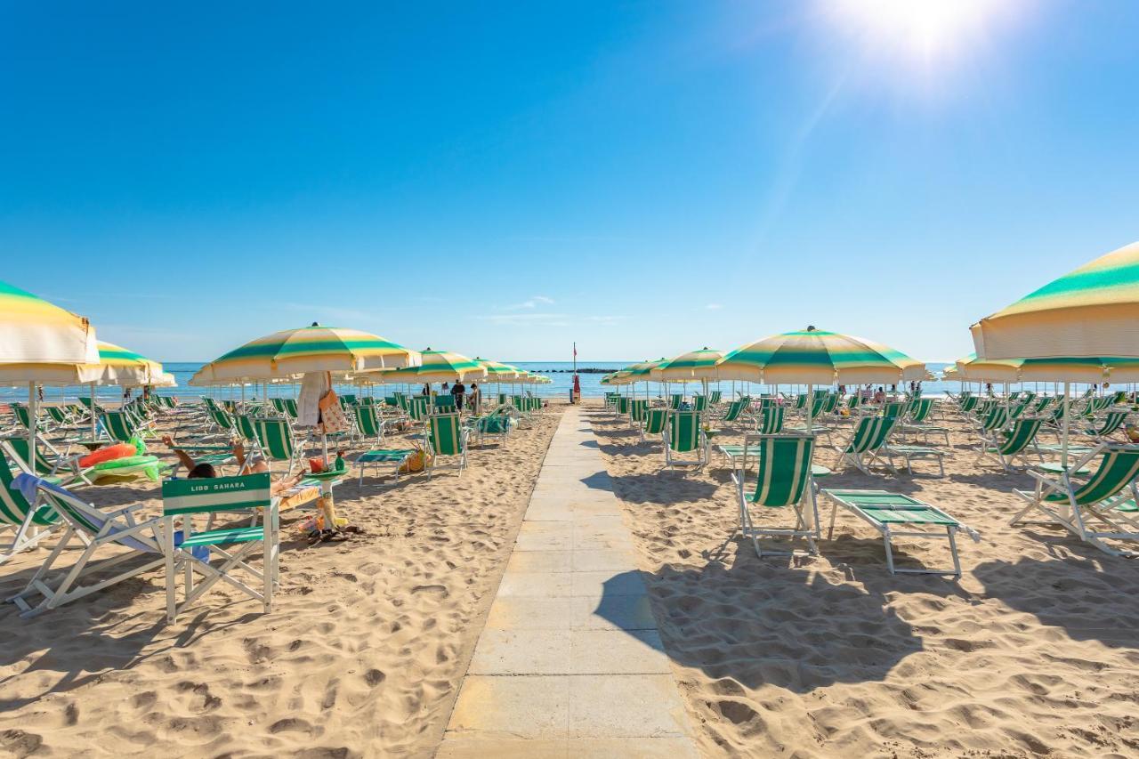 Case Vacanze Blue Bay Resort Roseto Degli Abruzzi Dış mekan fotoğraf