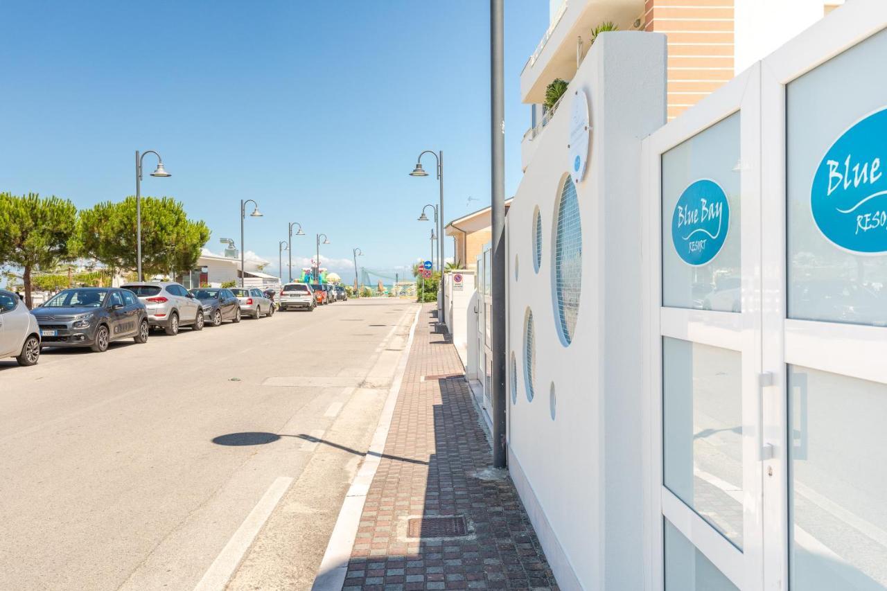 Case Vacanze Blue Bay Resort Roseto Degli Abruzzi Dış mekan fotoğraf