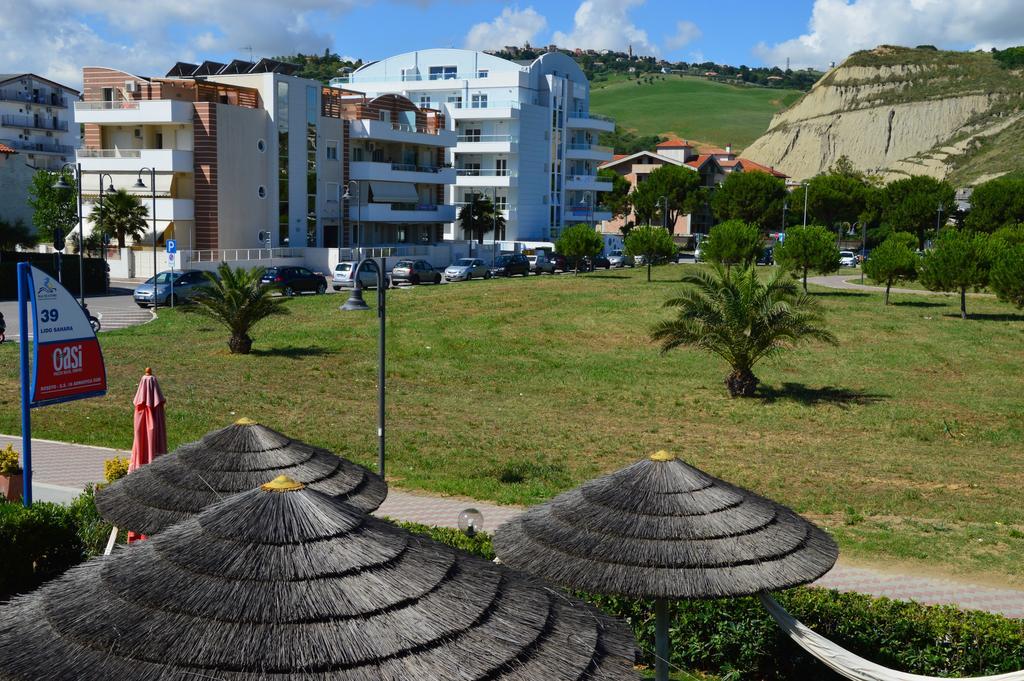 Case Vacanze Blue Bay Resort Roseto Degli Abruzzi Dış mekan fotoğraf