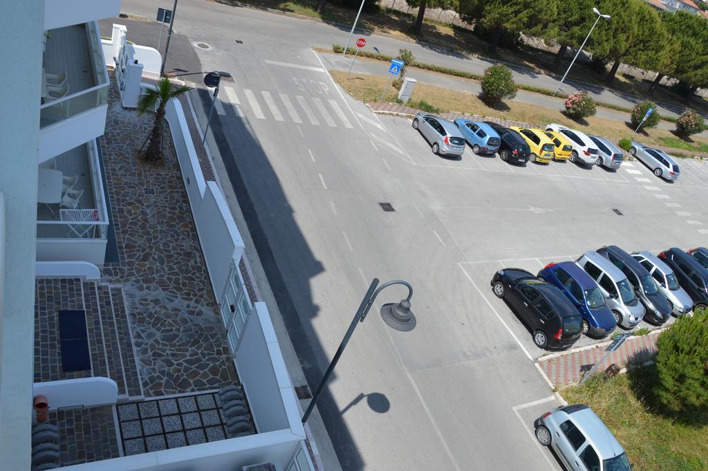 Case Vacanze Blue Bay Resort Roseto Degli Abruzzi Dış mekan fotoğraf