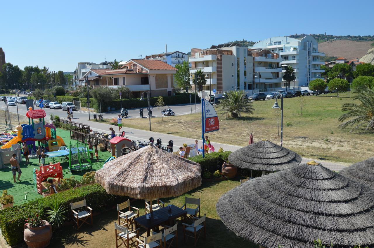 Case Vacanze Blue Bay Resort Roseto Degli Abruzzi Dış mekan fotoğraf